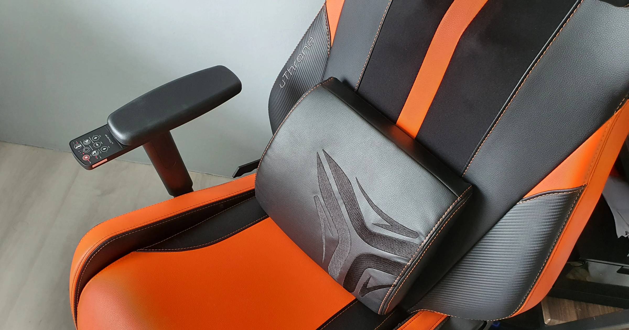 OSIM uThrone Gaming Chair (Orange & Black)