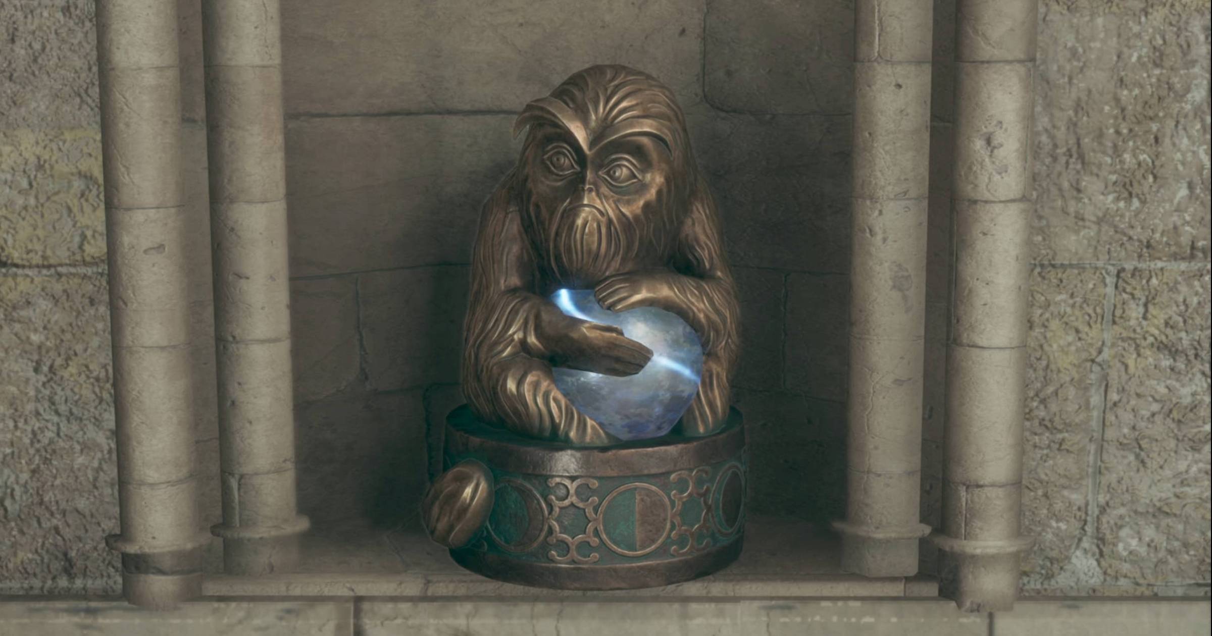 Demiguise Statues Hogwarts Legacy